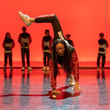 hip hop dancers