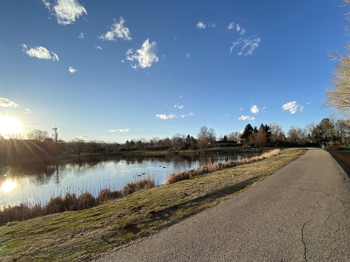 Jewell Park playground and pond